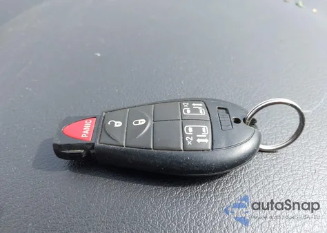 2010 Dodge Grand Caravan Sxt from USA, damaged, VIN 2D4RN5D1XAR216022